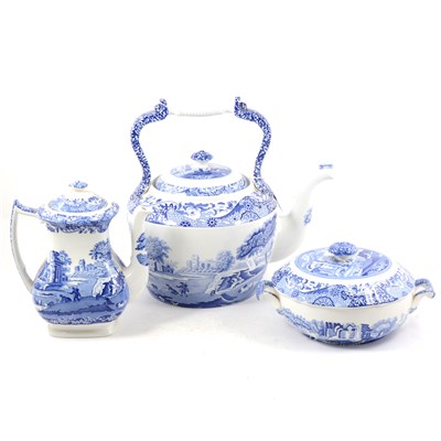 Lot 205 - A Collection of Copeland Spode transferware, dispose Italian pattern