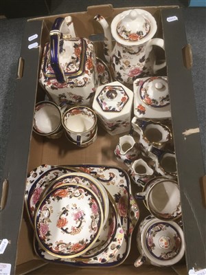 Lot 100 - A collection of Masons earthenware, Mandalay pattern, ...