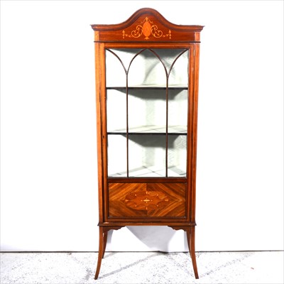 Lot 533 - An Edwardian inlaid mahogany display cabinet,...