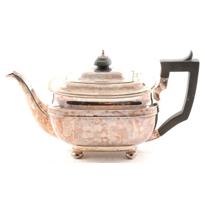 Lot 420 - A silver teapot, Harrison Brothers & Howson (George Howson)