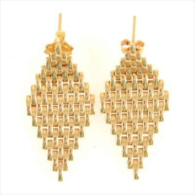 Lot 679 - A pair of 18 carat yellow drop gold earrings.