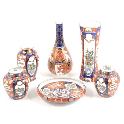 Lot 23 - A collection of contemporary 'Gold Imari' ceramics, ...