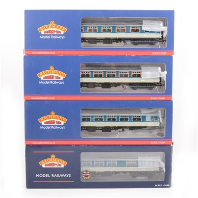 Lot 41 - Bachmann OO gauge model railways passenger coaches; four Pullman, all boxed.