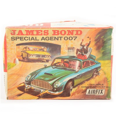 Lot 194 - Airfix plastic model kit; James Bond 007 Aston Martin DB5