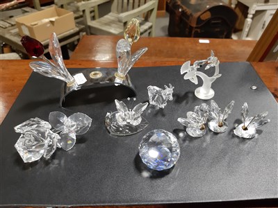 Lot 25 - Swarovski - Eighteen crystal sculptures and two small pieces of jewellery.