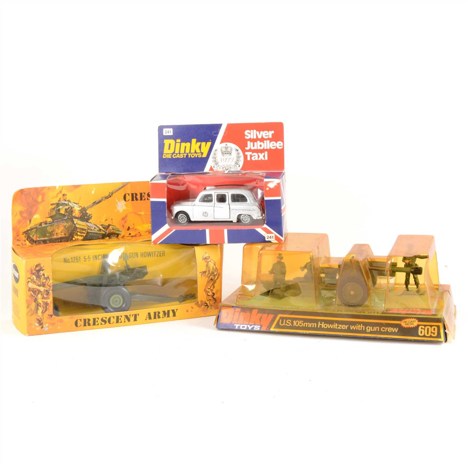 Lot 239 - Die-cast military die-cast models and others; including Dinky Toys 609 US 105mm Howitzer