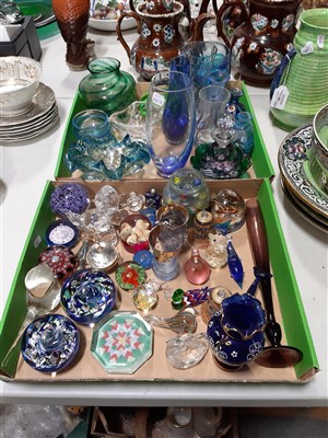 Lot 54 - Two trays of decorative art glass and ornaments, including a Murano glass perfume bottle