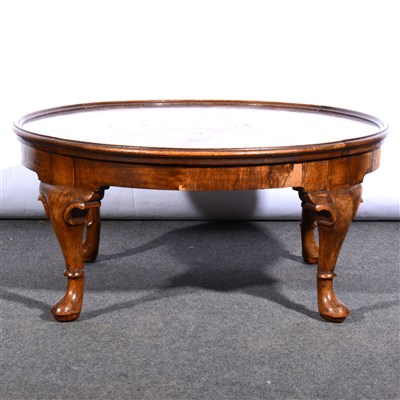 Lot 402 - A walnut finish coffee table, ...