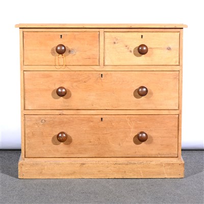 Lot 439 - Small pine chest of drawers