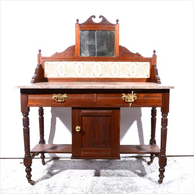 Lot 467 - An Edwardian stained walnut washstand