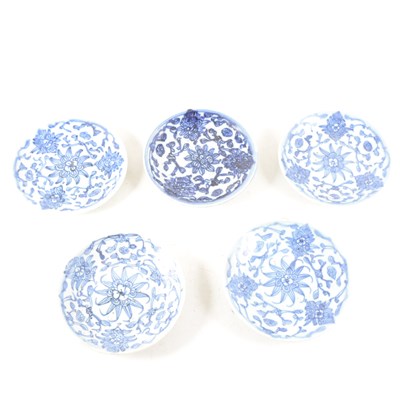 Lot 27 - A collection of  Chinese Tongxi blue and white saucers, ...