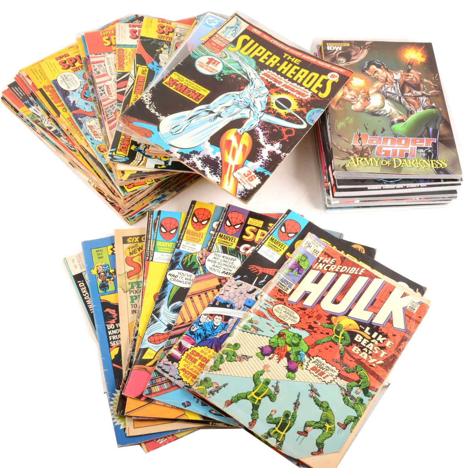 Lot 148 - Marvel comics; a selection of approximately 64 comics and graphic novels, including The Incredible Hulk no.132, etc