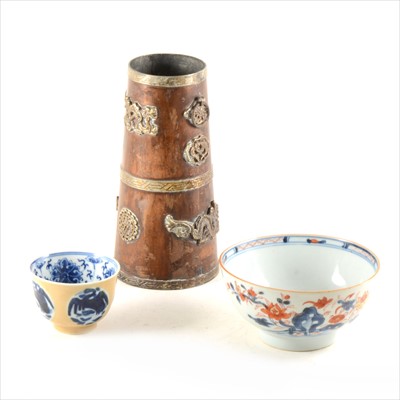 Lot 81 - Chinese bowl, tea bowl and brush pot.