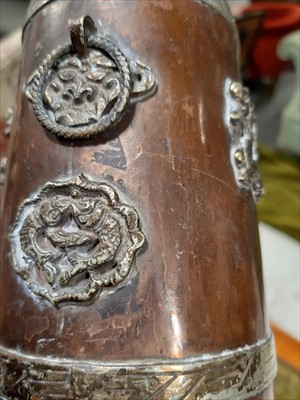 Lot 81 - Chinese bowl, tea bowl and brush pot.