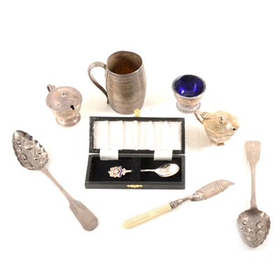 Lot 115 - Silver and silver-gilt barrel form tankard, and other silver items.