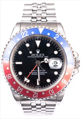 Lot 722 - Rolex - a gentleman's GMT Oyster Perpetual Date GMT Master wrist watch with "Pepsi" bezel
