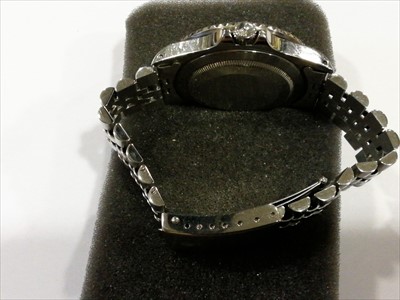 Lot 722 - Rolex - a gentleman's GMT Oyster Perpetual Date GMT Master wrist watch with "Pepsi" bezel