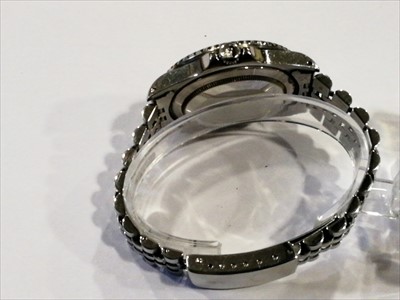 Lot 722 - Rolex - a gentleman's GMT Oyster Perpetual Date GMT Master wrist watch with "Pepsi" bezel