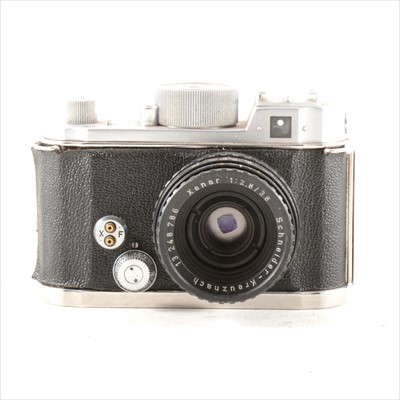 Lot 238 - Robot IIa camera, with a Schneider-Kreuznach1:2.8/38 Xenar lens serial no.13248786.