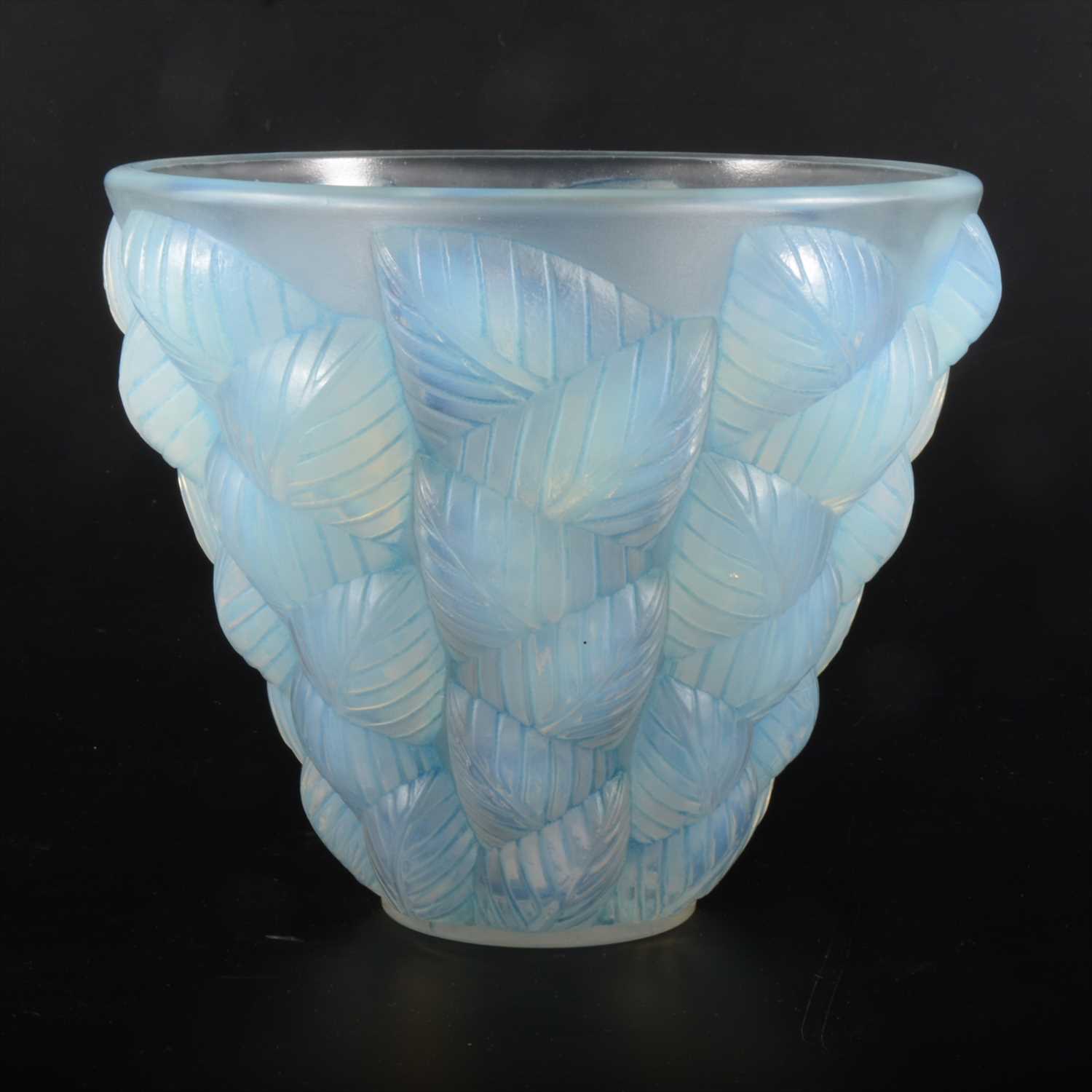 Lot 116 - A 'Moissac' design opalescent glass vase, by René Lalique.