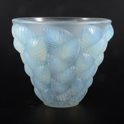 Lot 116 - A 'Moissac' design opalescent glass vase, by René Lalique.