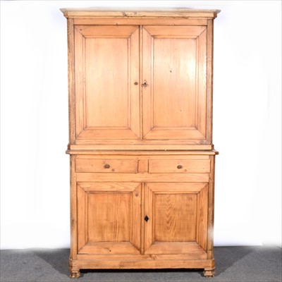 Lot 473 - Pine dresser