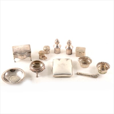 Lot 270 - A quantity of small silver and plated items.
