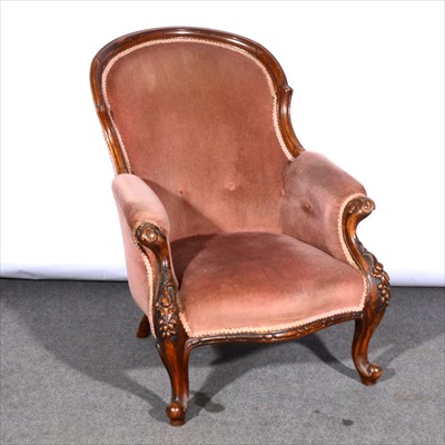 Lot 653 - Victorian walnut framed easy chair