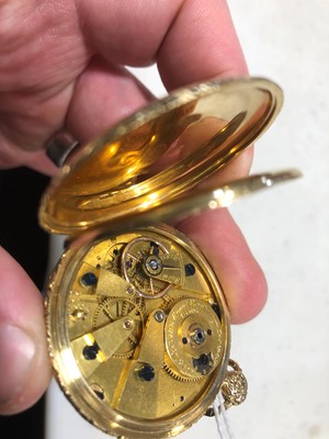 Lot 194 - A small 18 carat yellow gold small open face pocket watch