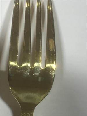 Lot 157 - SBS Bestecke, Solingen, 23/24 karat Hartvergoldet gold plated canteen, 12-place settings