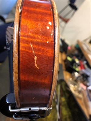 Lot 148 - A Victorian violin,37cm