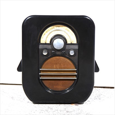 Lot 142 - A vintage bakelite radio receiver, ECKO type ACT.96