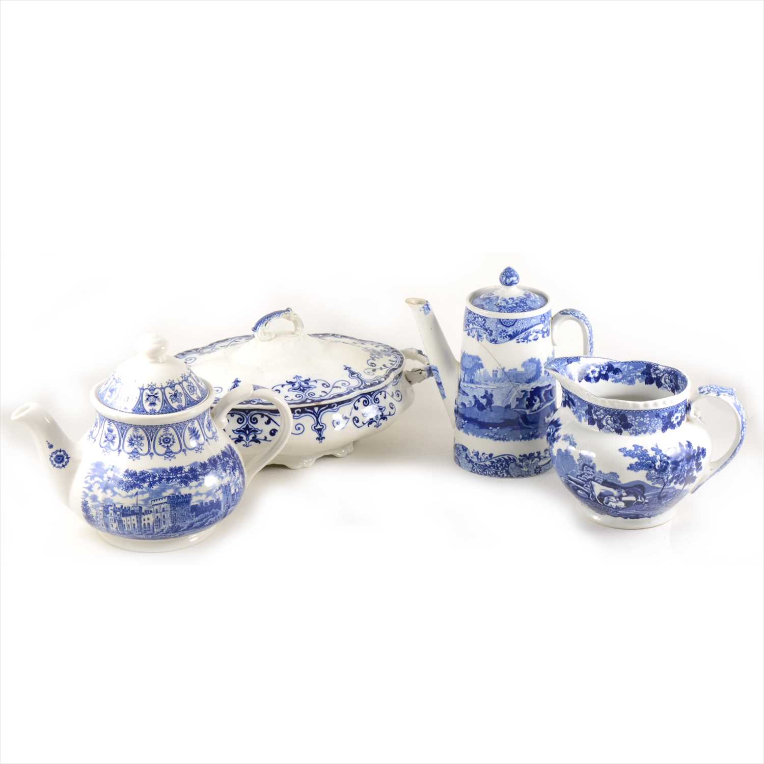 Lot 59 - A collection of Staffordshire Willow pattern and other transferware, etc.