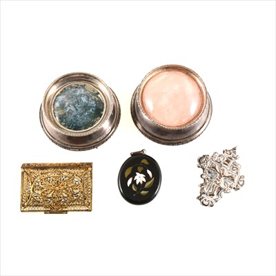 Lot 465 - A collection of vintage costume jewellery and two silver specimen crystal holders.