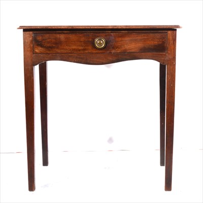 Lot 427 - A late Georgian mahogany side table