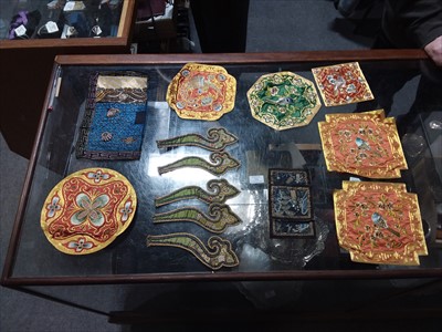 Lot 197 - A collection of small Chinese silks, other embroideries and textiles.