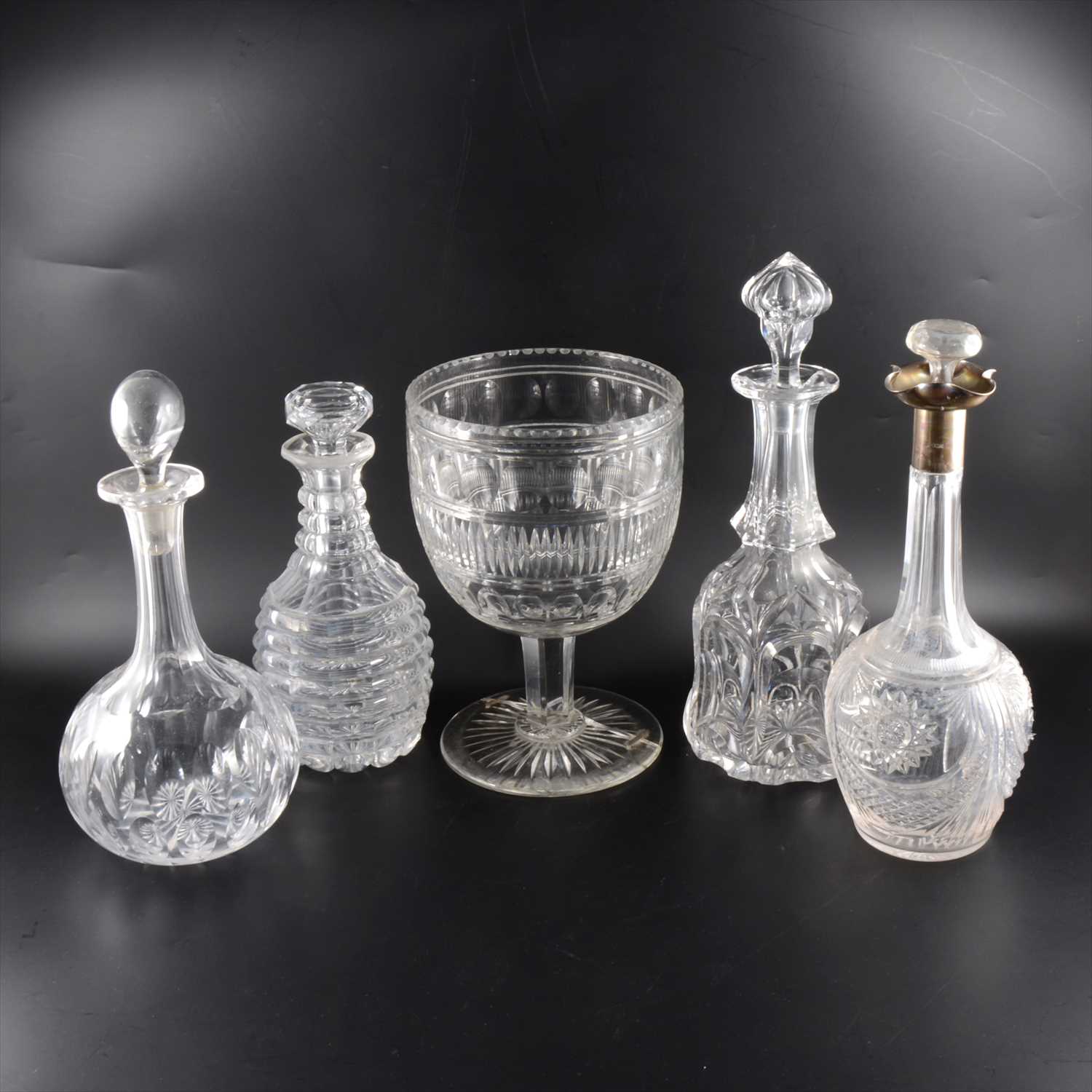 Lot 32 - A quantity of glassware, including a silver-collared decanter