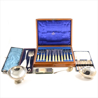 Lot 137 - A set of twelve fish knives and fork, Mappin & Webb, and other cutlery and plated ware