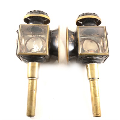 Lot 140 - A pair of Victorian brass-mounted coach lamps, marked Mills, Paddington