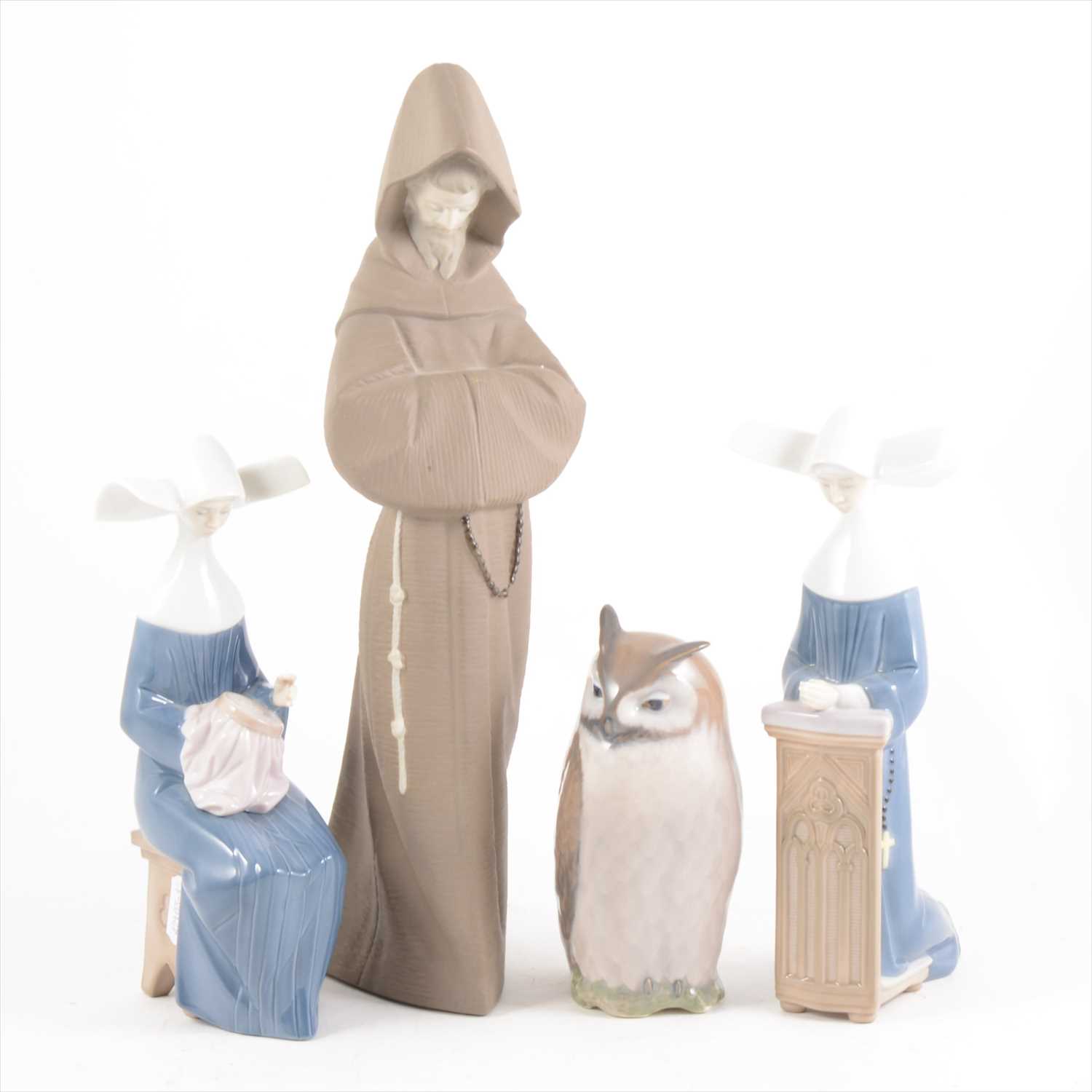 Lot 17 - Three Lladro figures and a Copenhagen Owl modelled by Theodor Madsen