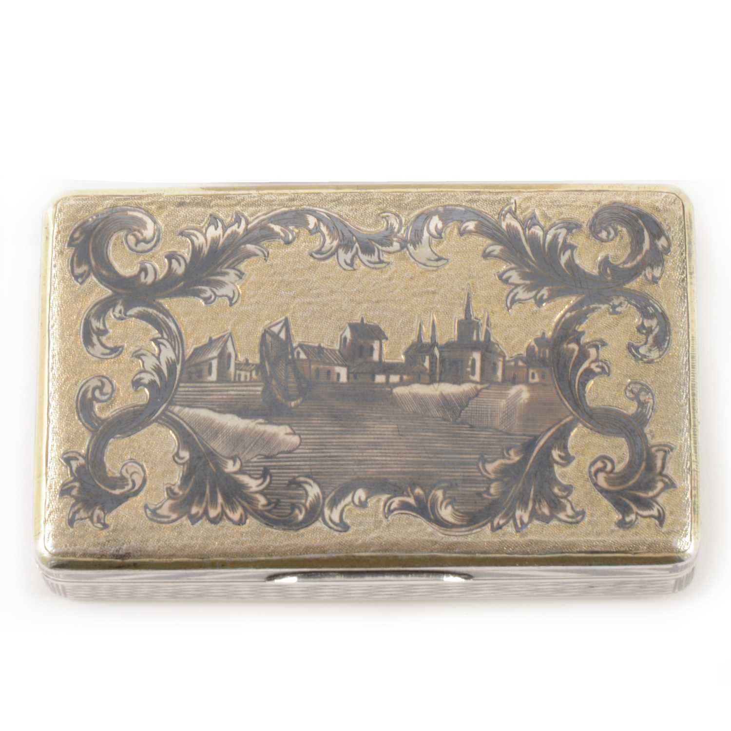 Lot 253 - A Russian silver and parcel gilt and niello snuff box, Moscow 1847