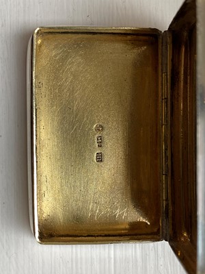 Lot 260 - A George III silver gilt snuff box, possibly Mattew Linwood, London 1810
