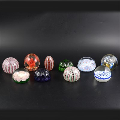 Lot 45 - Collection of paperweights including Murano, two Webb, Strathearn and others.