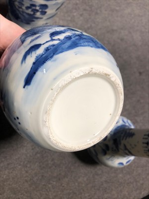 Lot 72 - A collection of Chinese blue and white porcelain