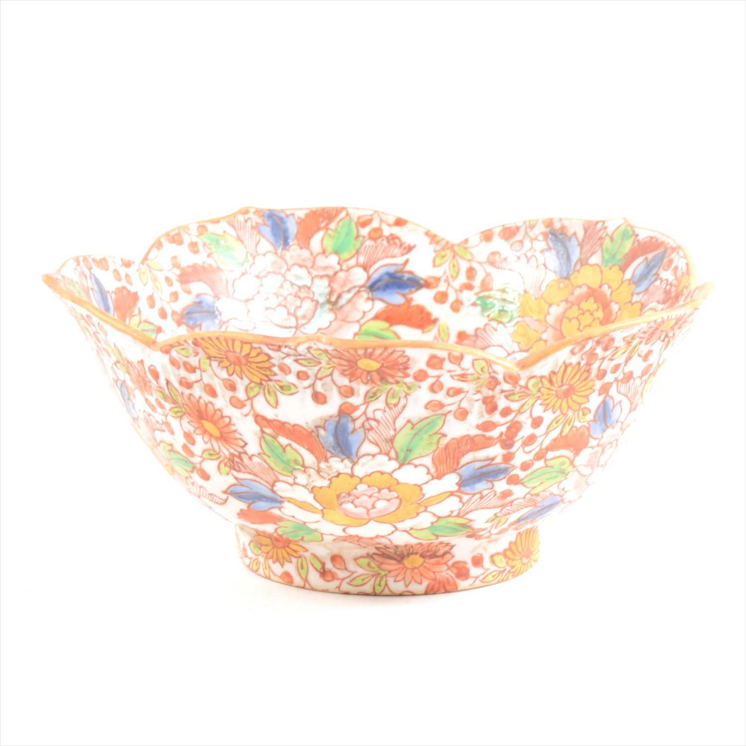 Lot 41 - A modern Chinese polychrome bowl