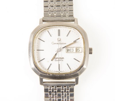 Lot 167 - Omega - a gentleman's Constellation quartz steel wrist watch.