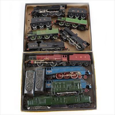 Lot 65 - Ten OO gauge model railway locomotives