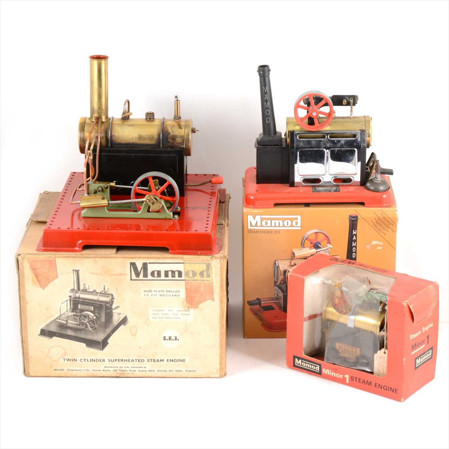 Lot 24 - Mamod live steam; three stationary steam engines, SE3 twin cylinder, SP2, and Minor 1, all boxed with burners.