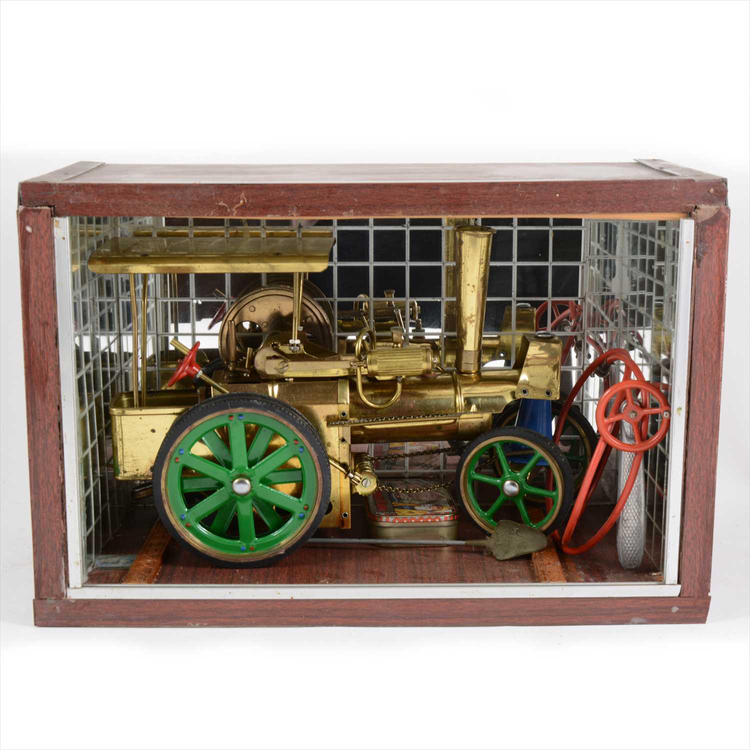 Lot 30 - Wilesco live steam; D40 'Old Smokey' traction engine, in brass, with home-made display case and accessories. .