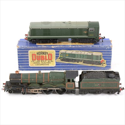 Lot 69 - Hornby Dublo OO gauge model railway locomotives; L30 1,000 BHP Bo-Bo diesel electric, boxed, and a loose 'Bristol Castle' no.7013 4-6-0, with tender.